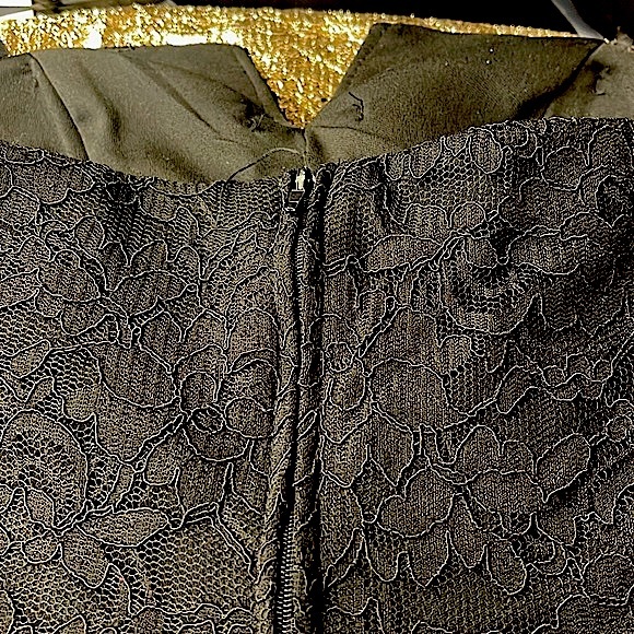 B Darlin Dress in Black & Gold - Picture 3 of 4